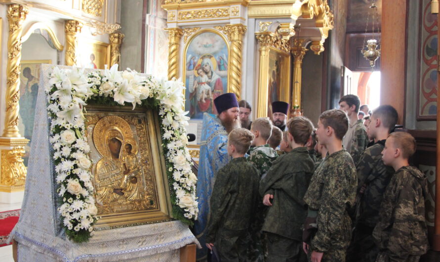Празднование 370-летия Шуйской-Смоленской иконы Божией Матери в Воскресенском кафедральном соборе г. Шуя