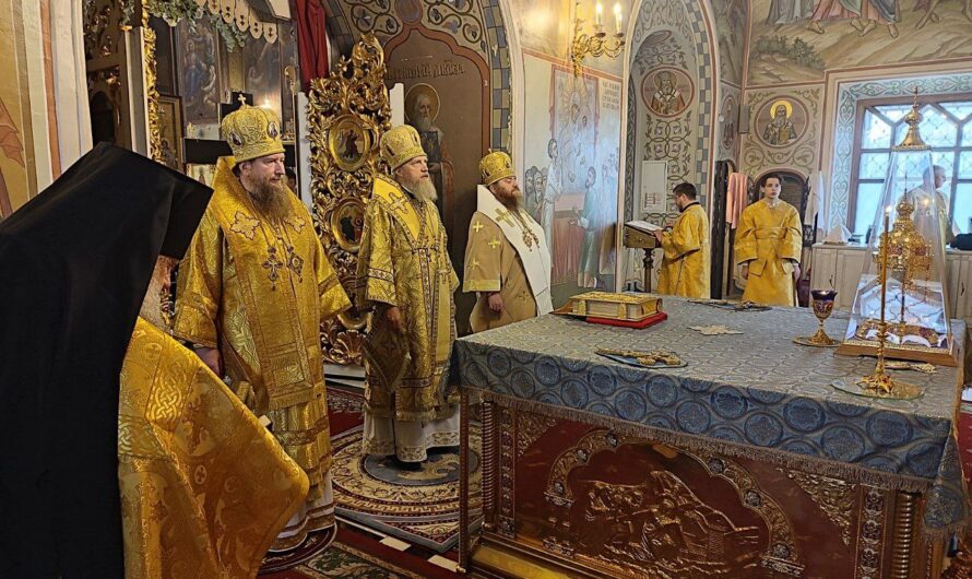 Рождество свт. Николая Чудотворца в Воскресенском кафедральном соборе г. Шуя