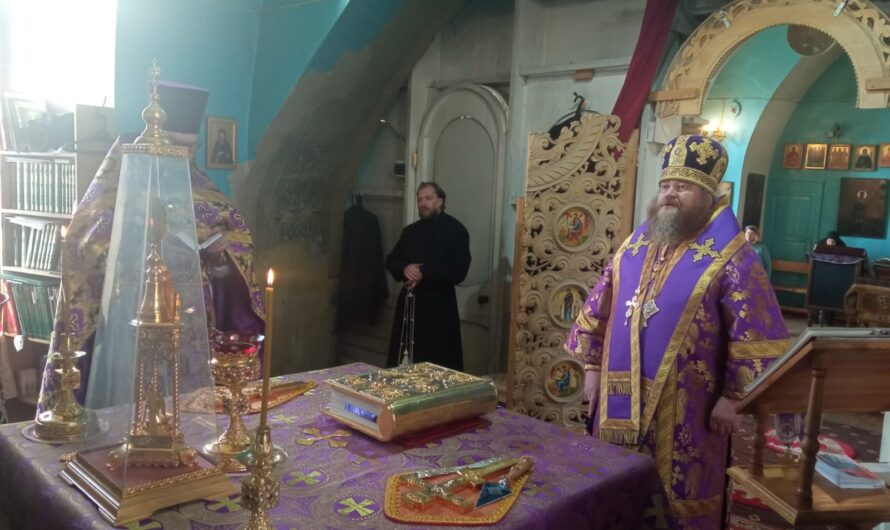 Архиерейское Богослужение