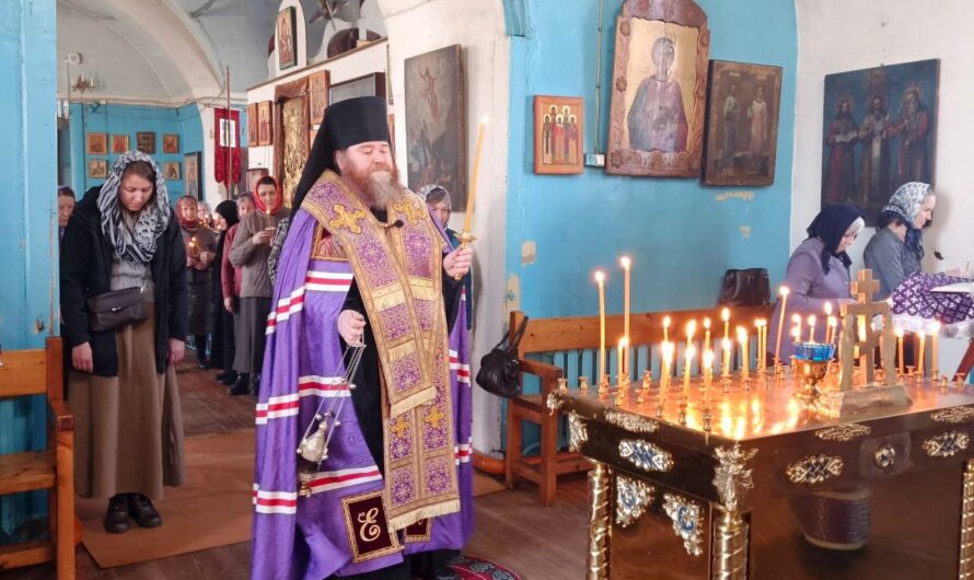 Архиерейское богослужение в канун поминальной субботы