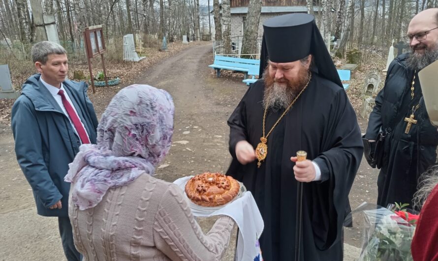 Архиерейская Божественная литургия в храме Всех святых г. Нытва