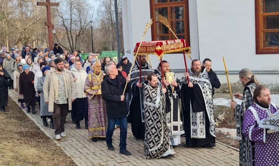 Чин погребения Святой плащаницы