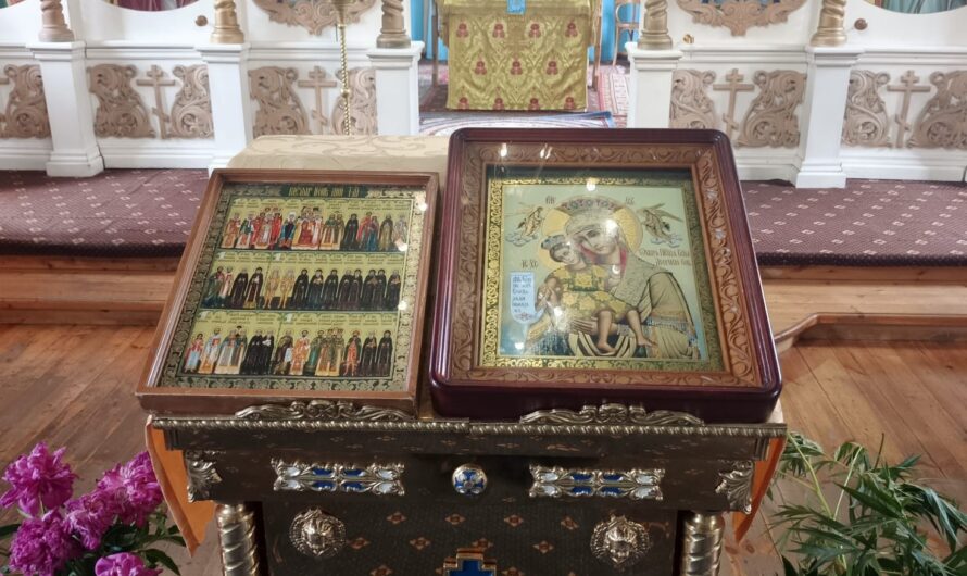 Архиерейское богослужение в канун празднования иконы Божией Матери, именуемой «Досто́йно есть»