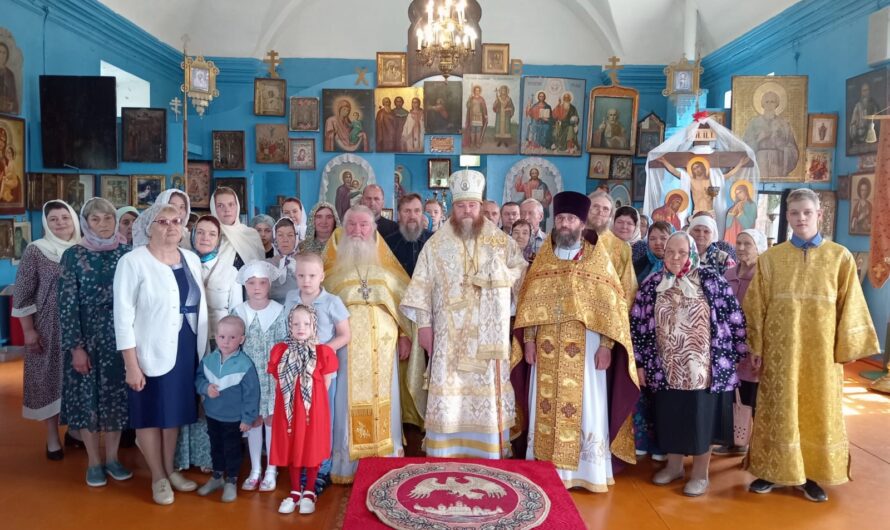 Архиерейское богослужение в Частых