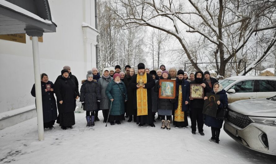 Третий автомобильный Крестный ход по окрестностям Кудымкара