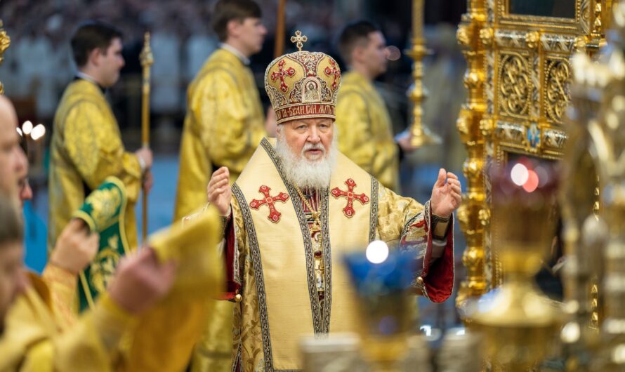 Епископ Кудымкарский и Верещагинский Петр сослужил Святейшему Патриарху Московскому и всея Руси Кириллу за Божественной литургией в соборном Храме Христа Спасителя г. Москвы.