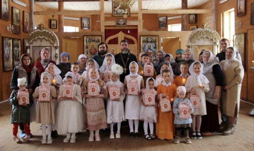 ПАСХАЛЬНОЕ ВЫСТУПЛЕНИЕ ВОСКРЕСНОЙ ШКОЛЫ