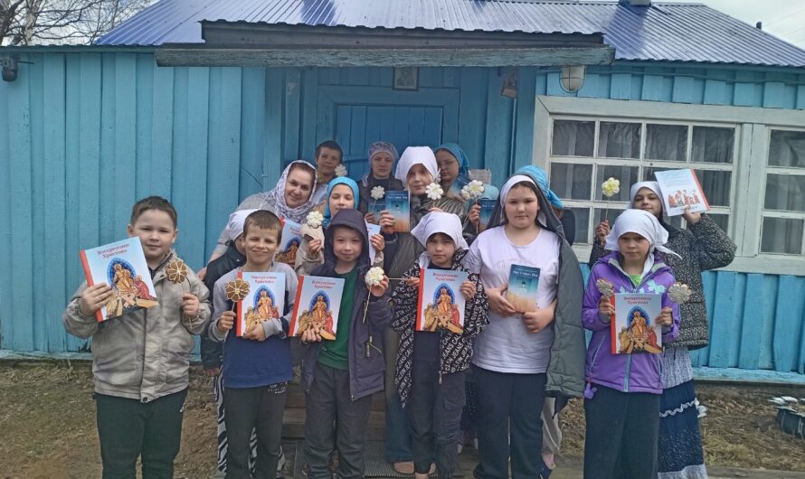 День Жен — Мироносиц! Радость и духовная поддержка в нашем храме в честь Казанской иконы Божией Матери в посёлке Усть-Чёрная