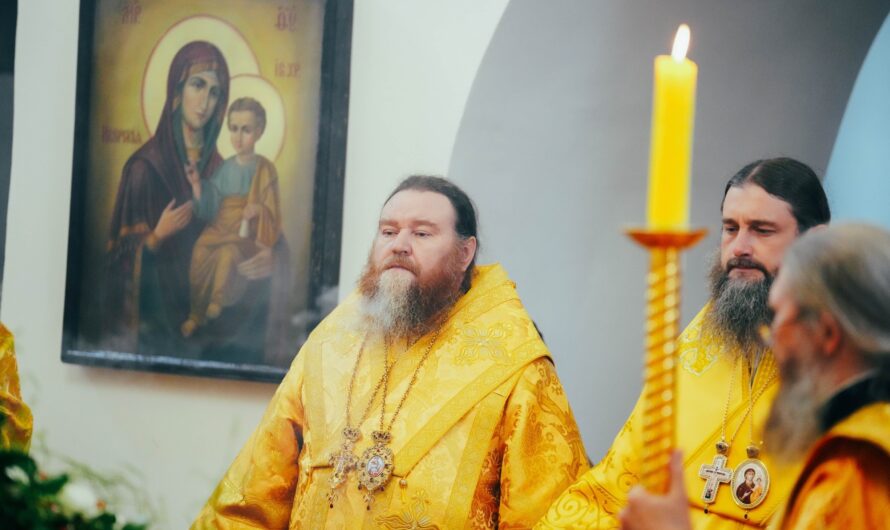 Епископ Петр прибыл в Соликамск на торжества, посвящённые дню памяти Свт. Николая Чудотворца, и великомученицы Параскевы Пятницы