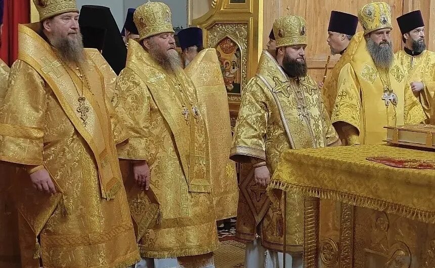 Епископ Кудымкарский и Верещагинский Петр сослужил Митрополиту Пермскому и Кунгурскому Игнатию, Главе Пермской митрополии