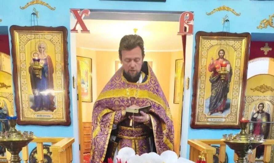 Освящение меда в Юрле