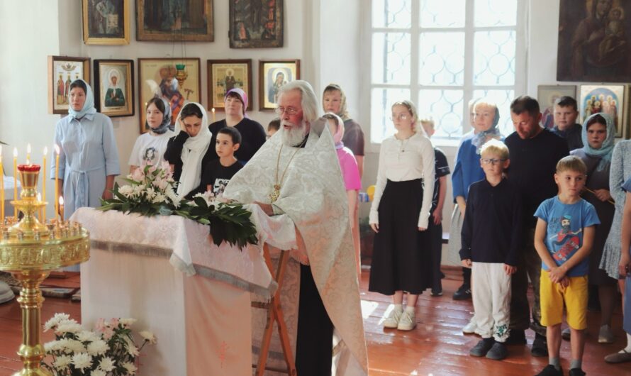 Молебен перед началом учебного года в с. Карагай