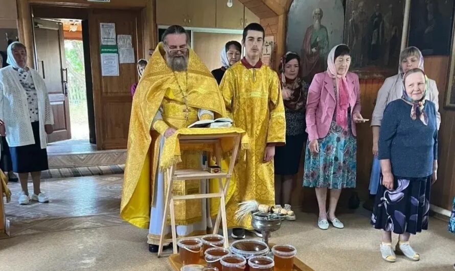 Божественная литургия в Кочёво