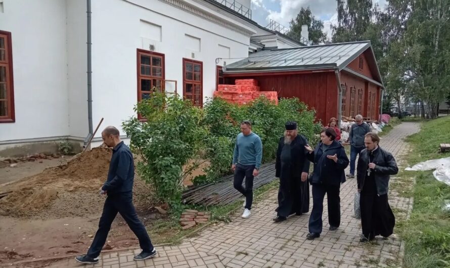 Реставрационные работы в Никольском кафедральном соборе г. Кудымкара продолжаются