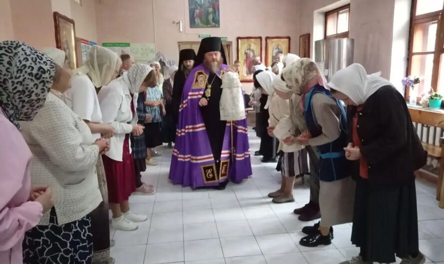 Архиерейское богослужение в Никольском кафедральном соборе г. Кудымкара