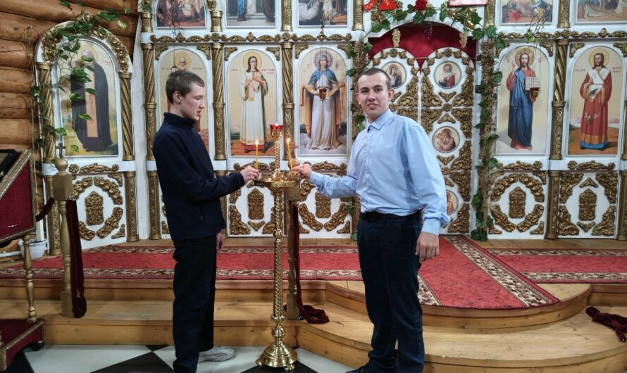Экскурсия в храме Нерукотворного Образа Господа Иисуса Христа с. Верх-Иньва