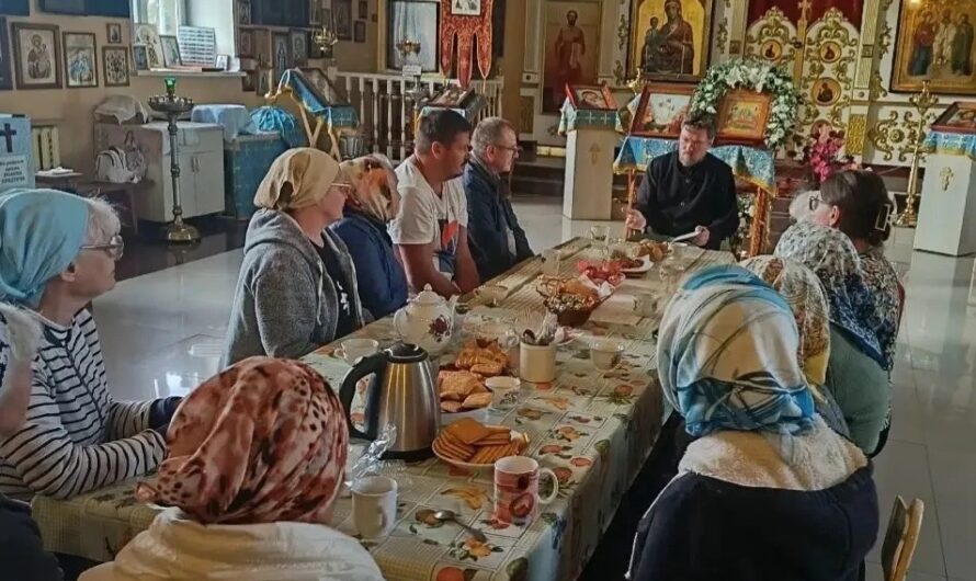 Радостная встреча в храме в честь Рождества Иоанна Предтечи г. Нытва