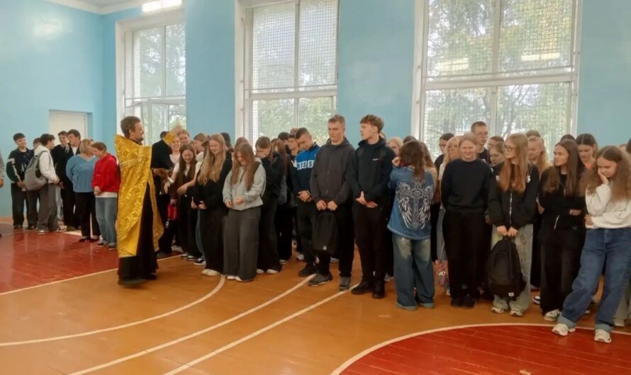 Молебен на начало учебного года в Коми-Пермяцком агротехническом техникуме г. Кудымкара