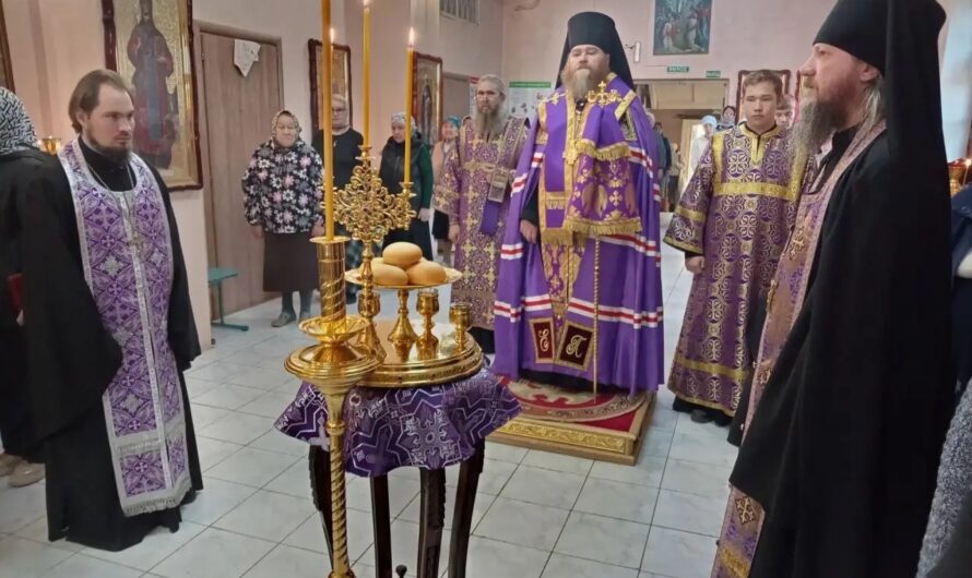 Архиерейское богослужение в канун празднования Воздвижения Честного и Животворящего Креста Господня
