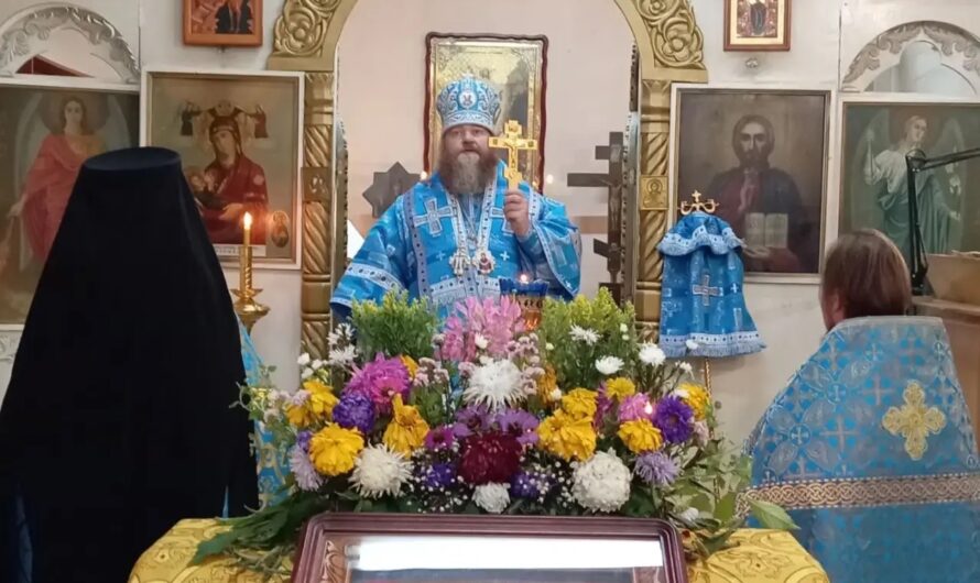 Архиерейское богослужение в Никольском кафедральном соборе г. Кудымкара