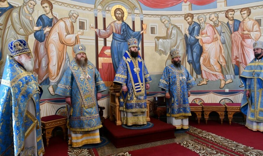 Управляющий Кудымкарской епархией сослужил Главе Пермской митрополии в праздник Покрова Божией Матери